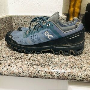 On Running Men's Gray and Black Athletic Shoes